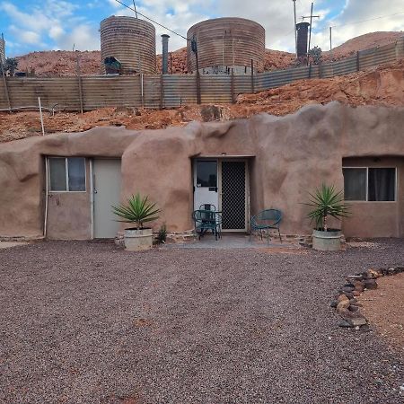 894 Holly Court Apartment Coober Pedy Bagian luar foto