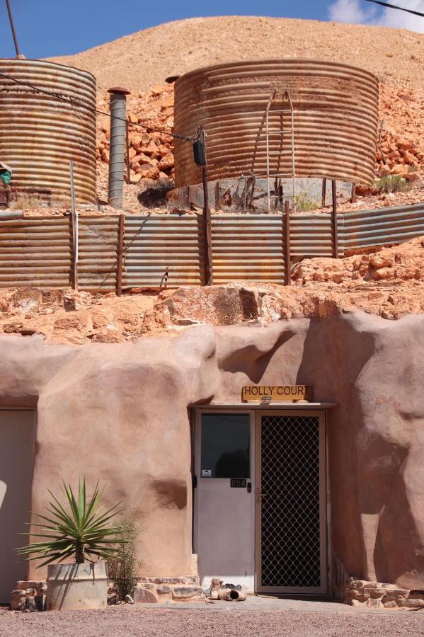 894 Holly Court Apartment Coober Pedy Bagian luar foto