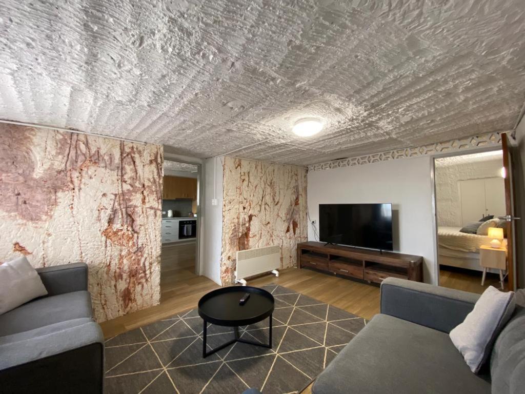 894 Holly Court Apartment Coober Pedy Bagian luar foto
